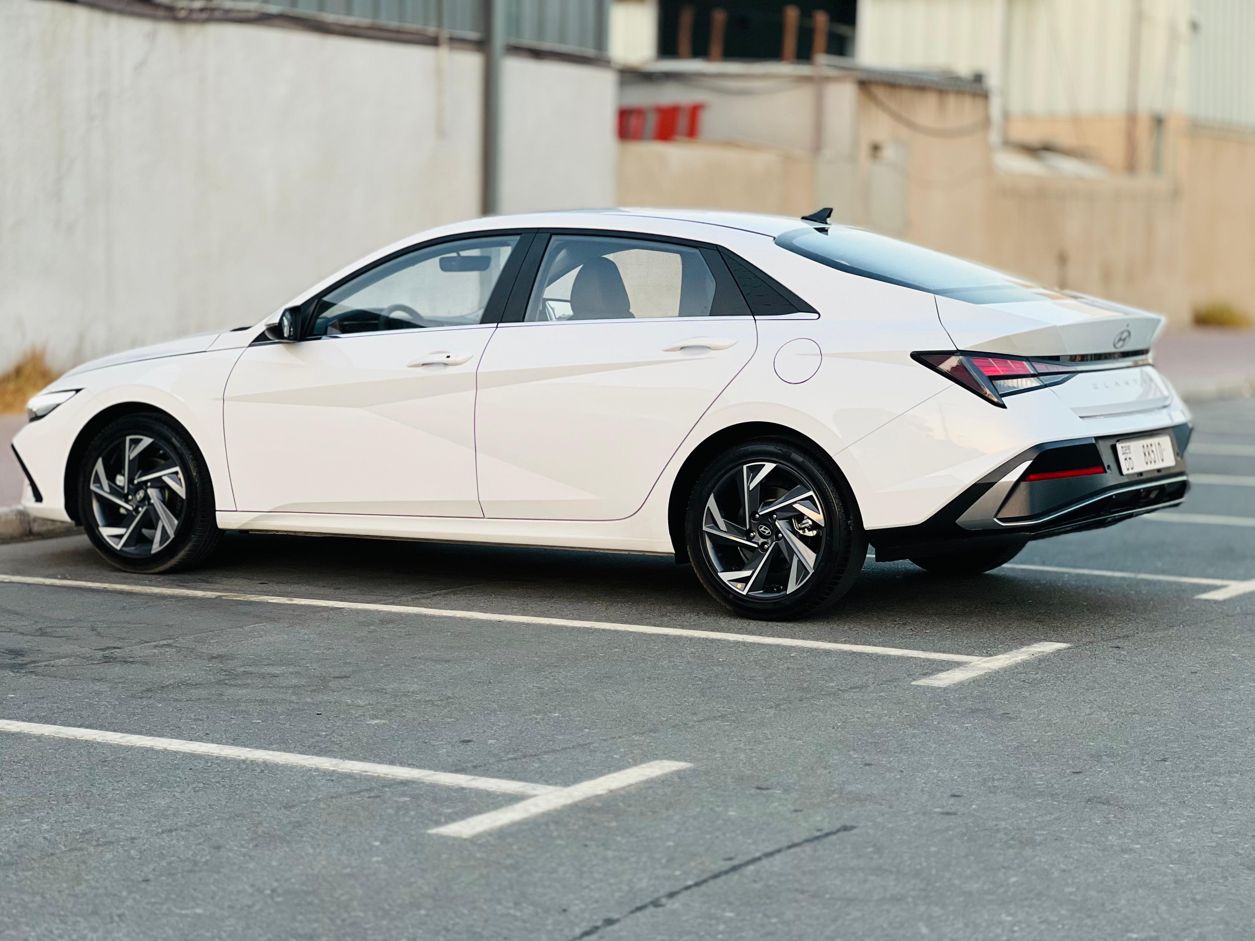 Rent 2025 Hyundai Elantra White in Dubai photo 5