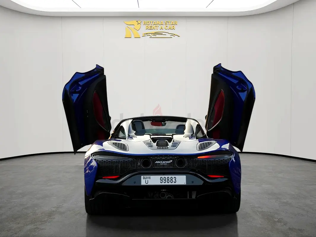 2025 McLaren Artura for Rent in Al Barsha 1 photo 4