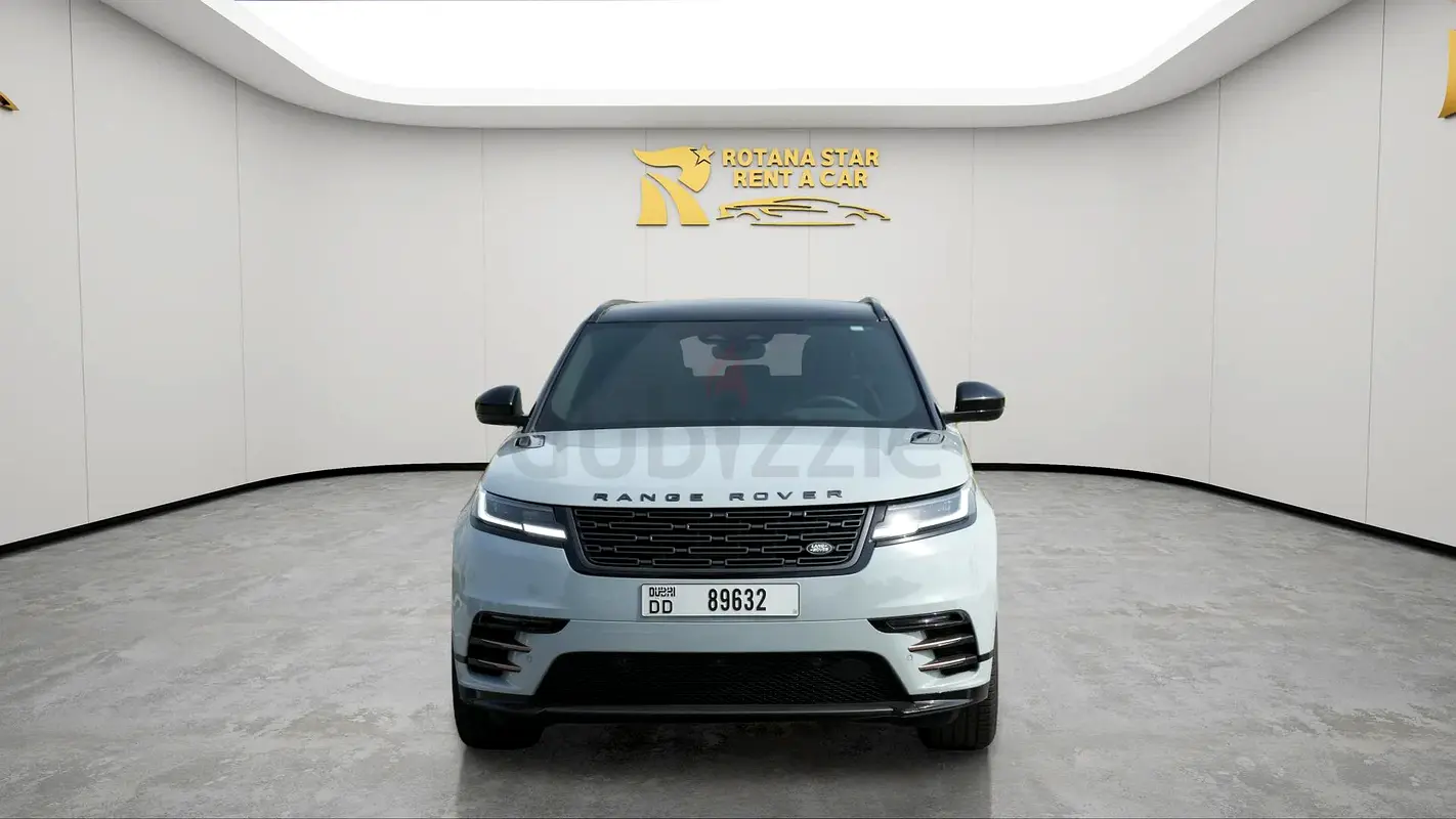 2025 Land Rover Range Rover Velar for Rent in Al Barsha 1 photo 4
