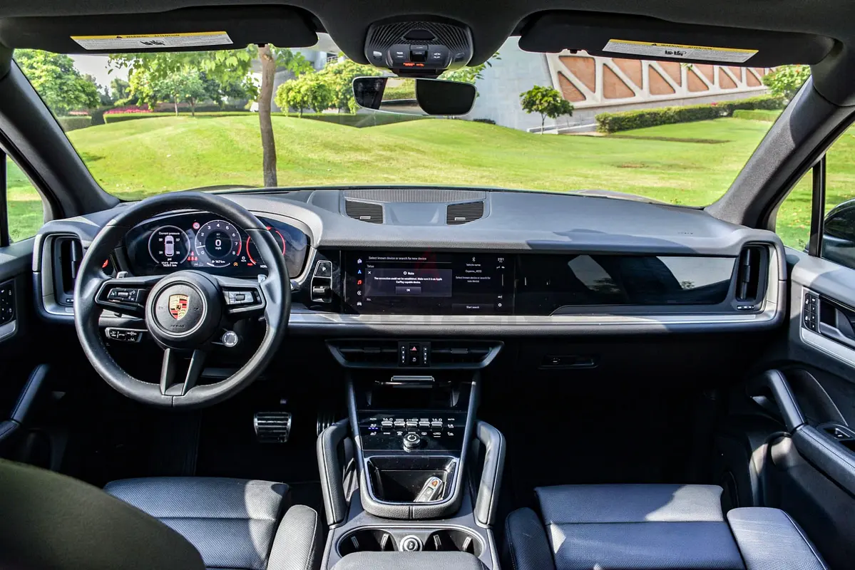 2024 Porsche Cayenne for Rent in Palm Jumeirah photo 8
