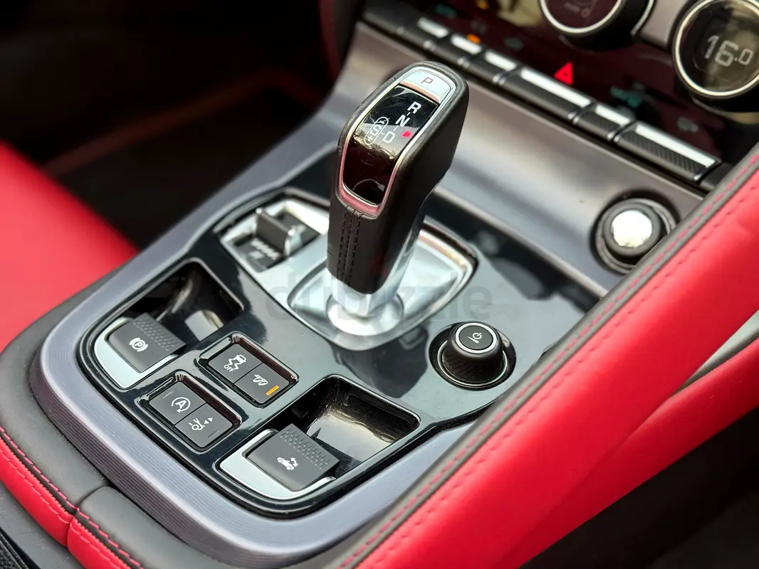 2022 Jaguar F-Type for Rent in Dubai International Airport photo 8