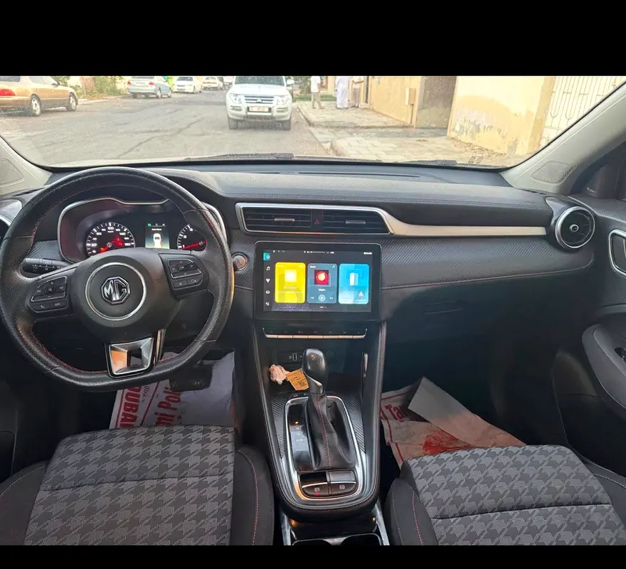 2024 MG ZS for Rent in JVC District 10 photo 5