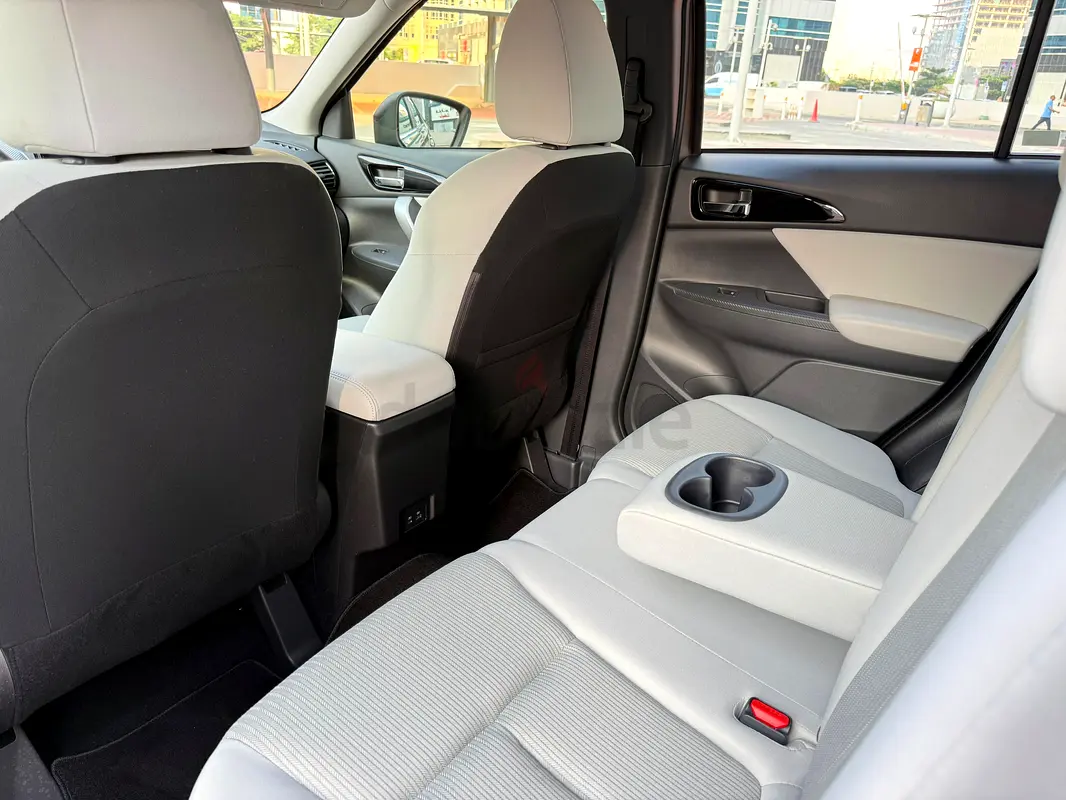 2025 Mitsubishi Eclipse Cross for Rent in Jumeirah Lake Towers (JLT) photo 8