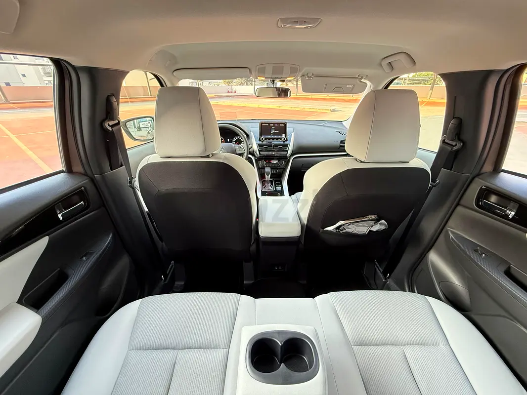 2025 Mitsubishi Eclipse Cross for Rent in Jumeirah Lake Towers (JLT) photo 9