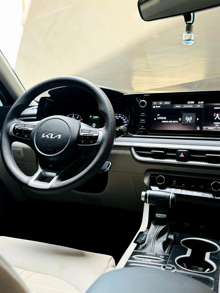 2023 Kia K5 for Rent in Business Bay photo 5