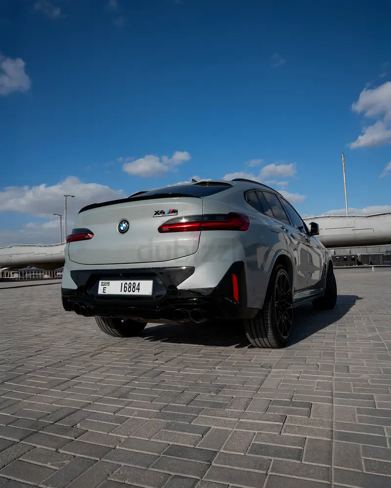 2024 BMW X4 for Rent in Palm Jumeirah photo 2