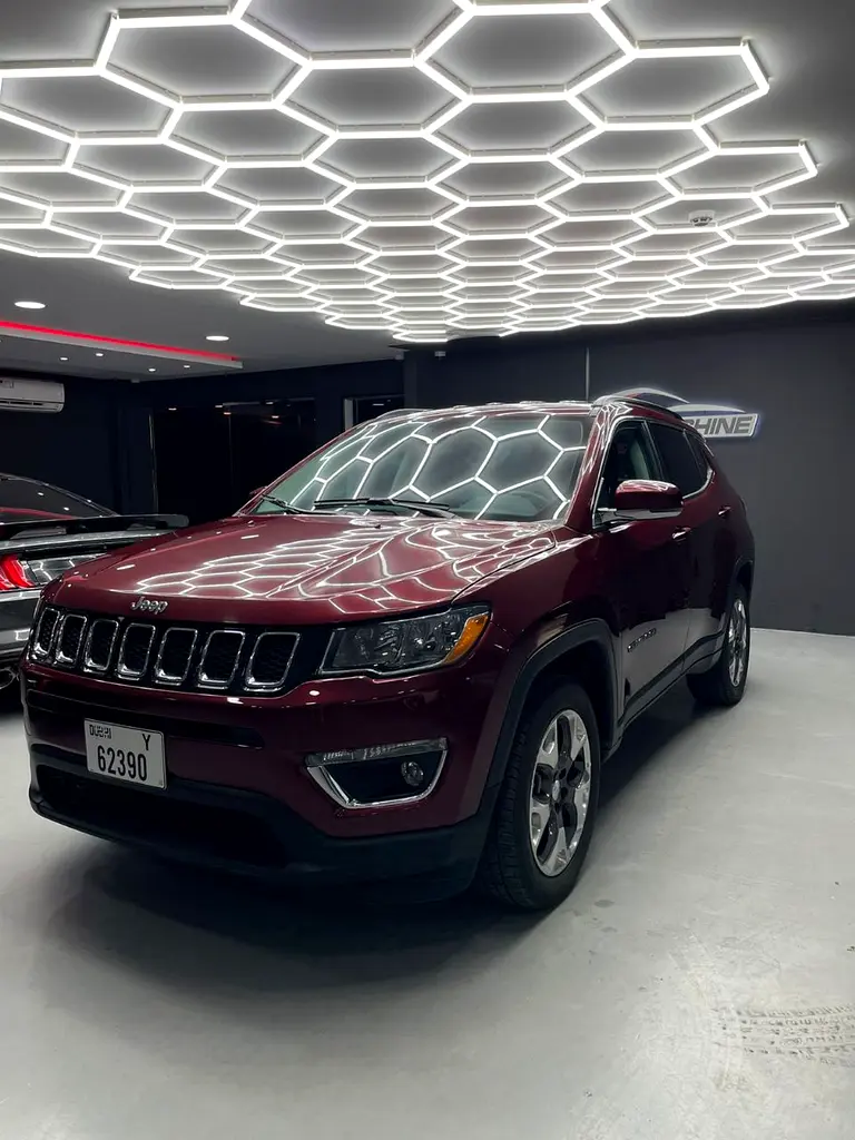 2022 Jeep Compass for Rent in Al Quoz 4 photo 2