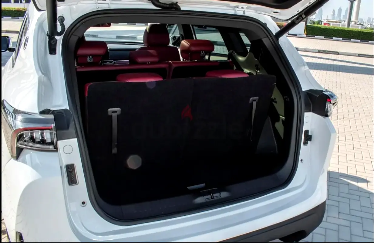 Hire 2026 Jetour X70 Plus in Al Quoz 4 (White, Automatic, 7 Seater, Speedy Machine) photo 4