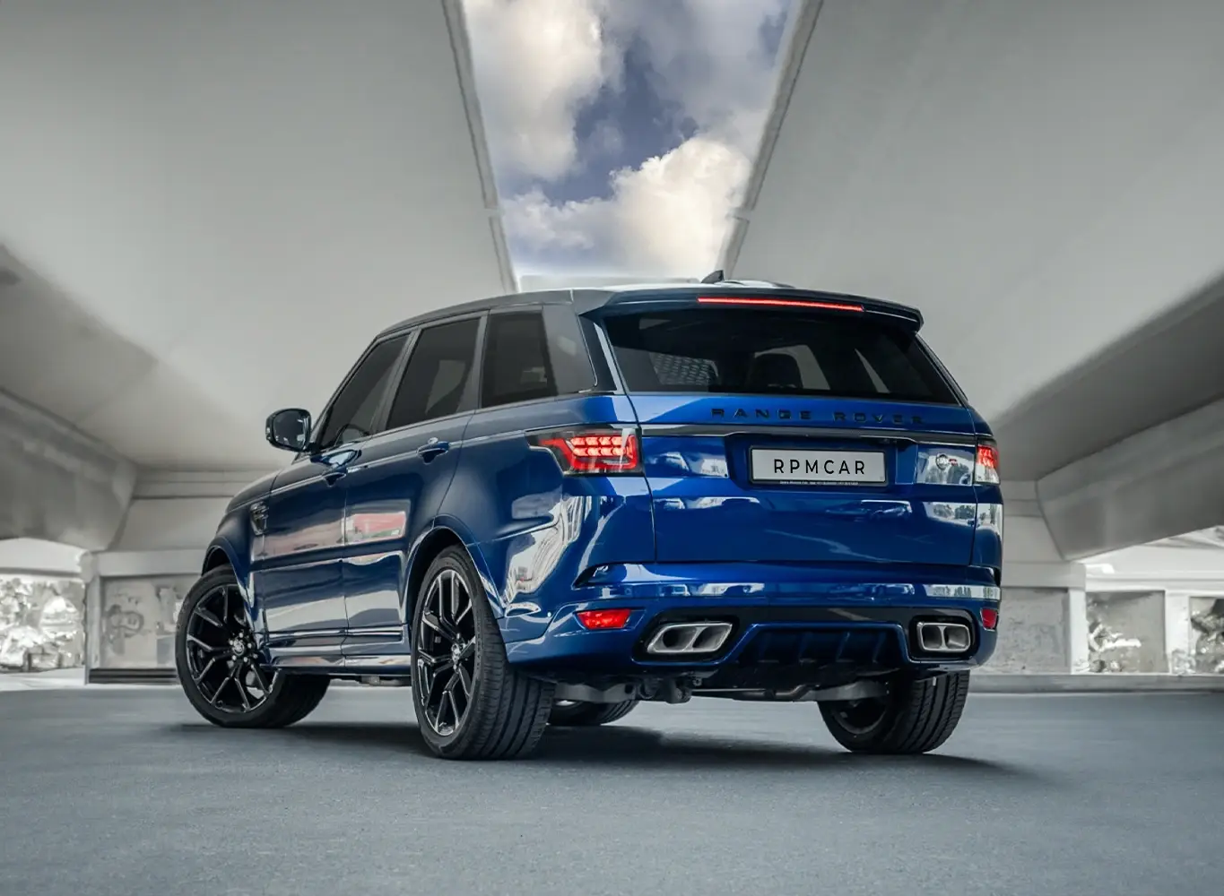 2022 Land Rover Range Rover Sport SVR Blue for Rent in Dubai photo 4