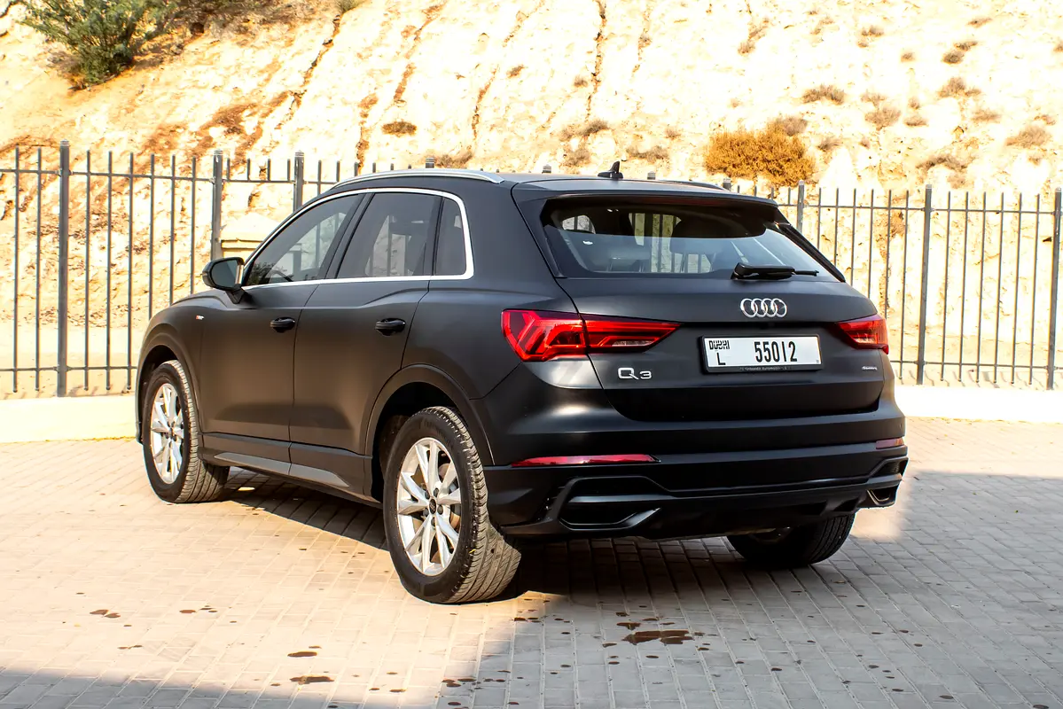 2022 Audi Q3 for Rent in Motor City photo 7