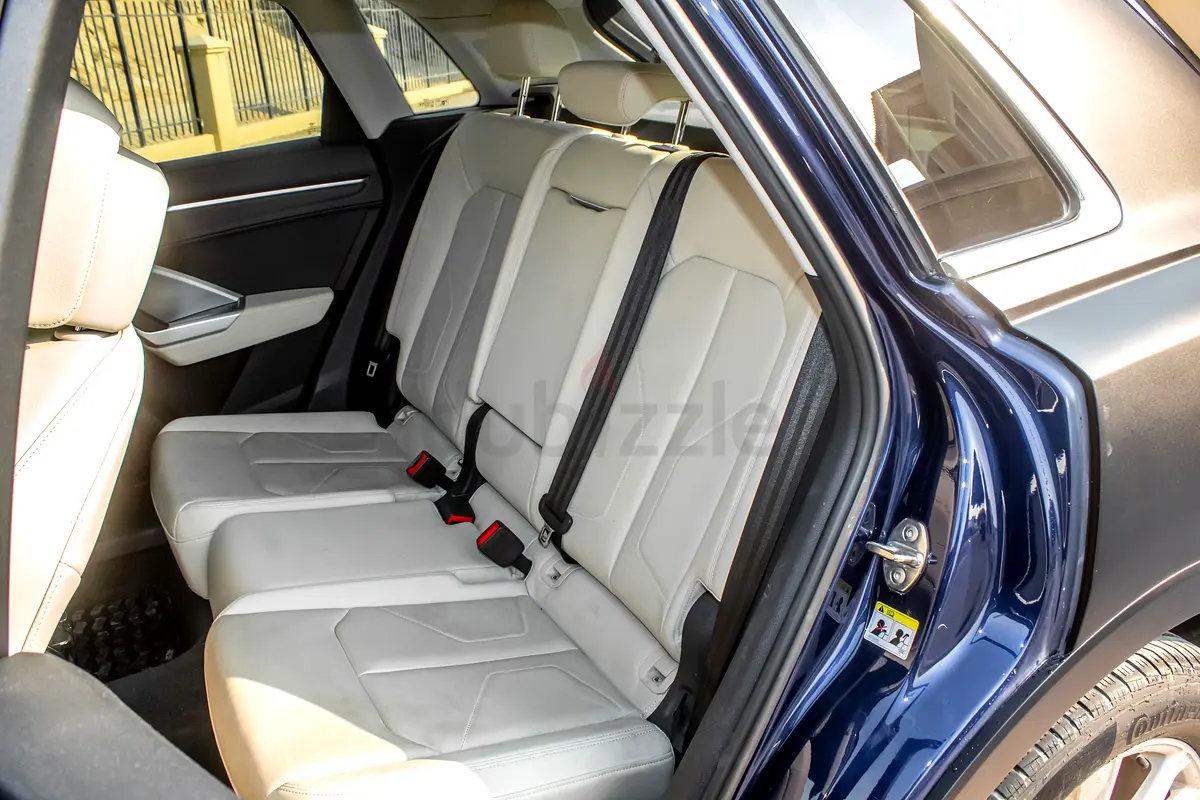 2022 Audi Q3 for Rent in Motor City photo 10