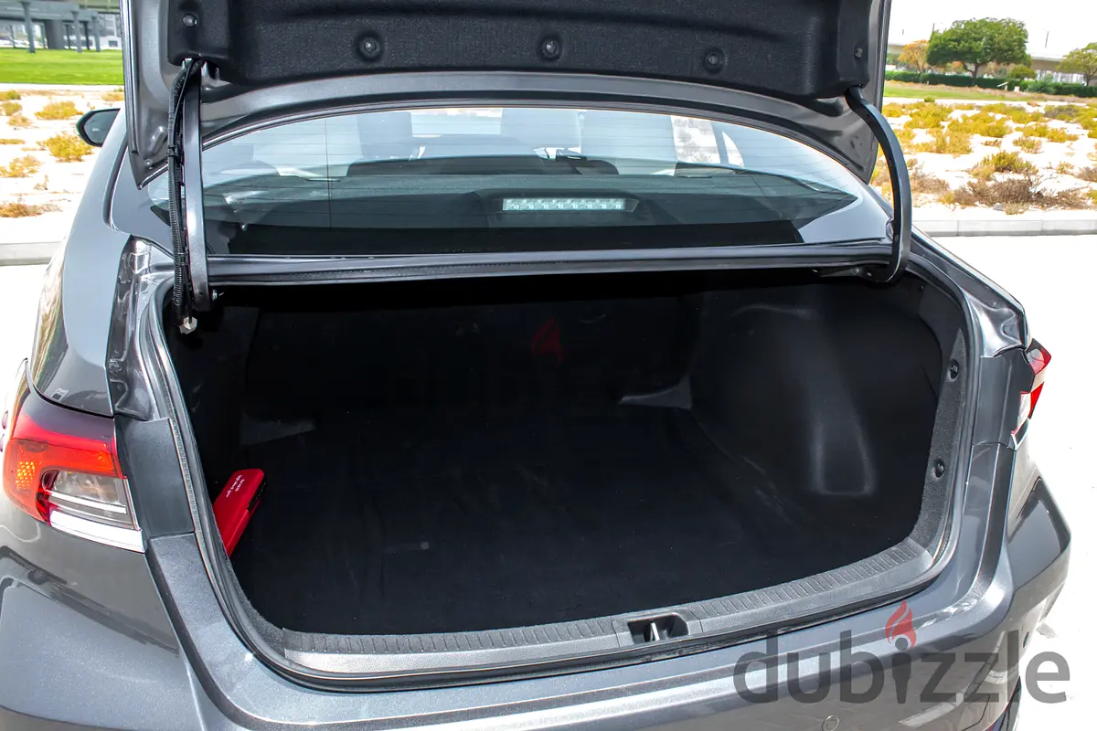 2024 Toyota Corolla for Rent in Al Quoz 1 photo 8