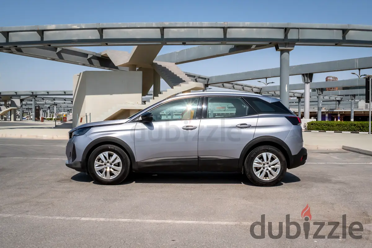 2024 Peugeot 3008 for Rent in Dubai Marina photo 4