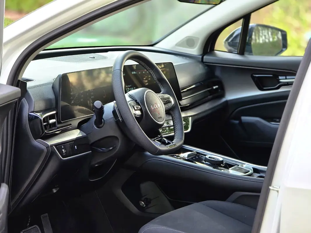2026 Kia Sportage for Rent in Downtown Dubai photo 7