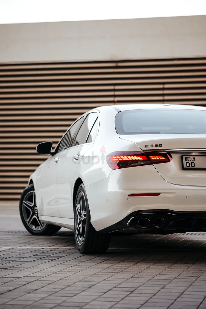 2022 Mercedes-Benz E-Class for Rent in Al Barsha 1 photo 8
