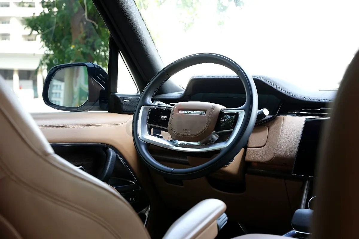 2023 Land Rover Range Rover for Rent in Port Saeed (White) photo 9