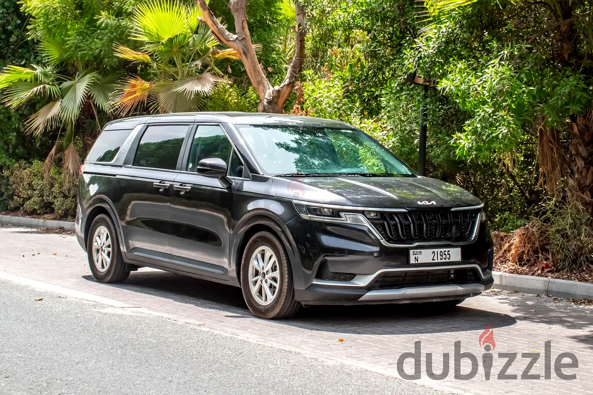 2024 Kia Carnival for Rent in Al Jaddaf photo 3