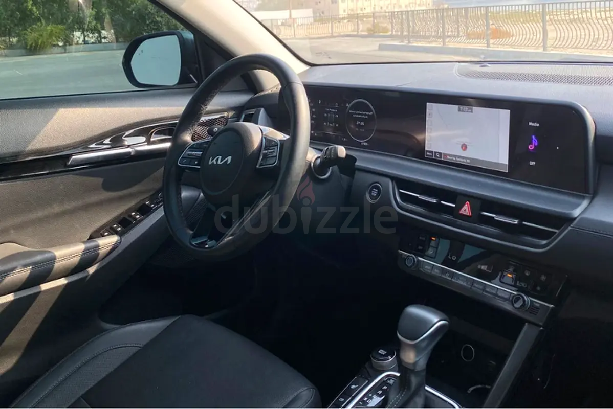 2024 Kia Seltos for Rent in Downtown Dubai photo 4