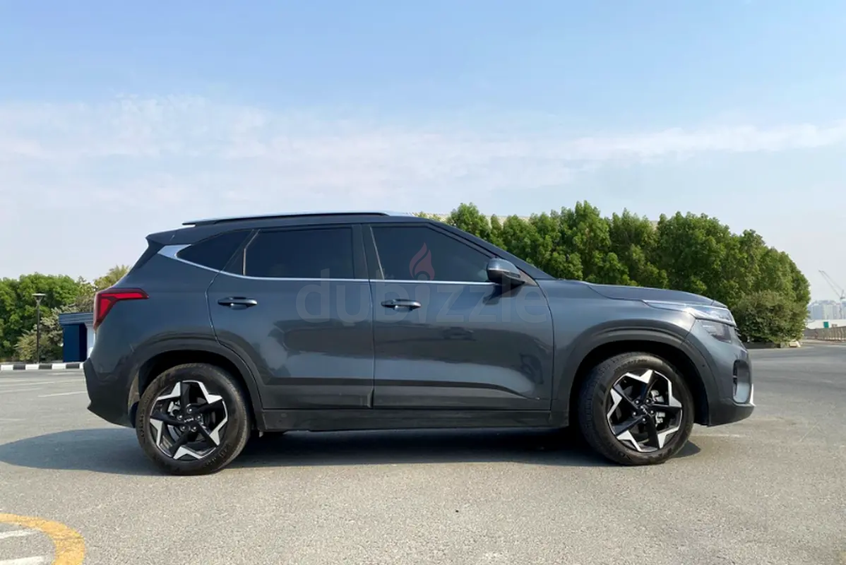 2024 Kia Seltos for Rent in Downtown Dubai photo 6