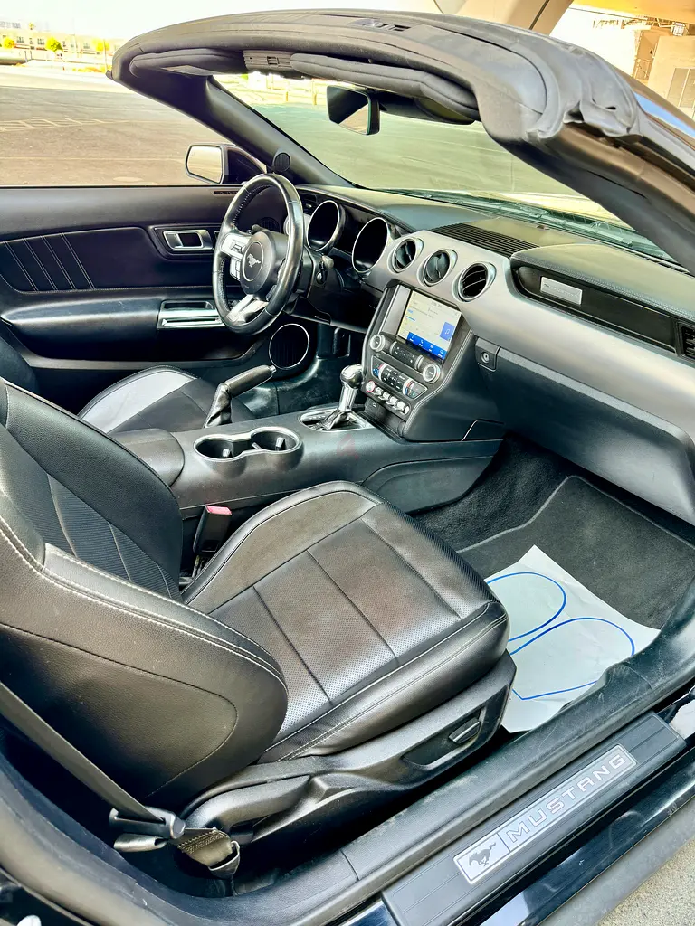 2021 Ford Mustang for Rent in Azizi Riviera photo 8
