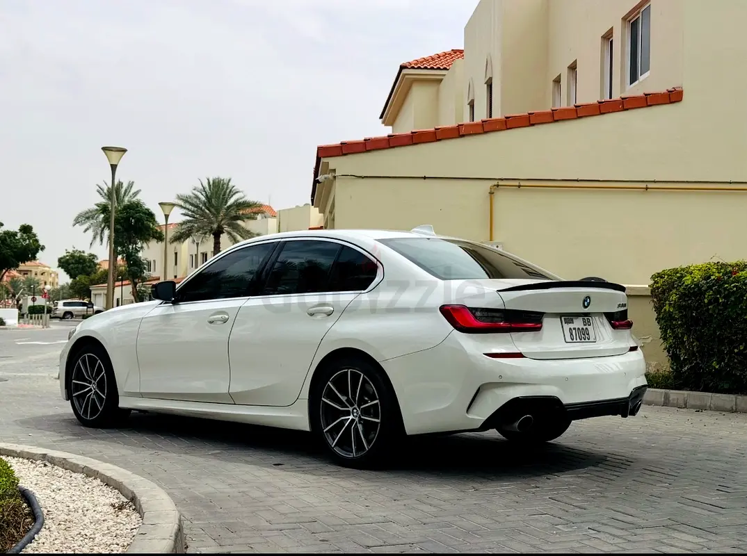 2020 BMW 3-Series for Rent in Al Garhoud photo 3