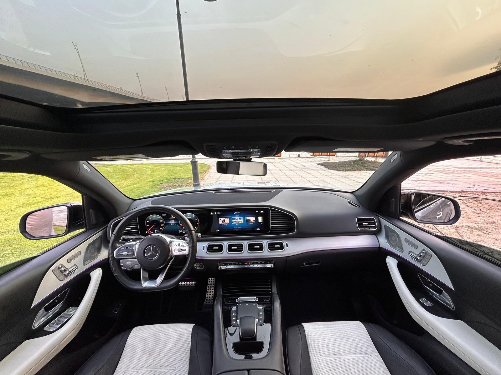 Rent a 2023 Mercedes-Benz GLE AMG in Dubai photo 6