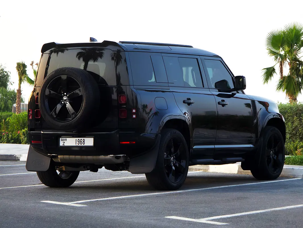 2025 Land Rover Defender for Rent in Al Mamzar Front photo 8