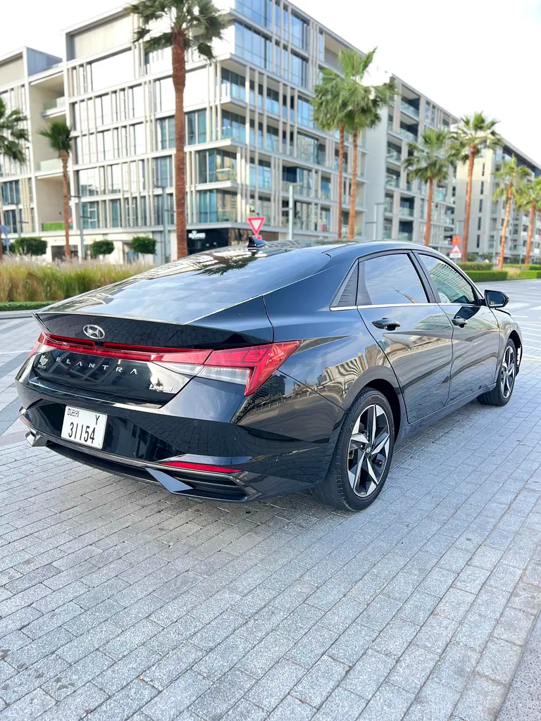 2023 Hyundai Elantra for Rent in Al Qusais 2 photo 9