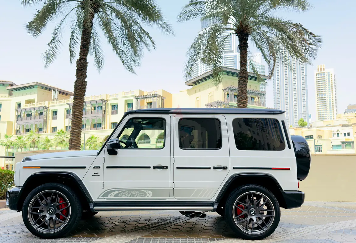 2024 Mercedes-Benz G-Class for Rent in Business Bay (White) photo 3