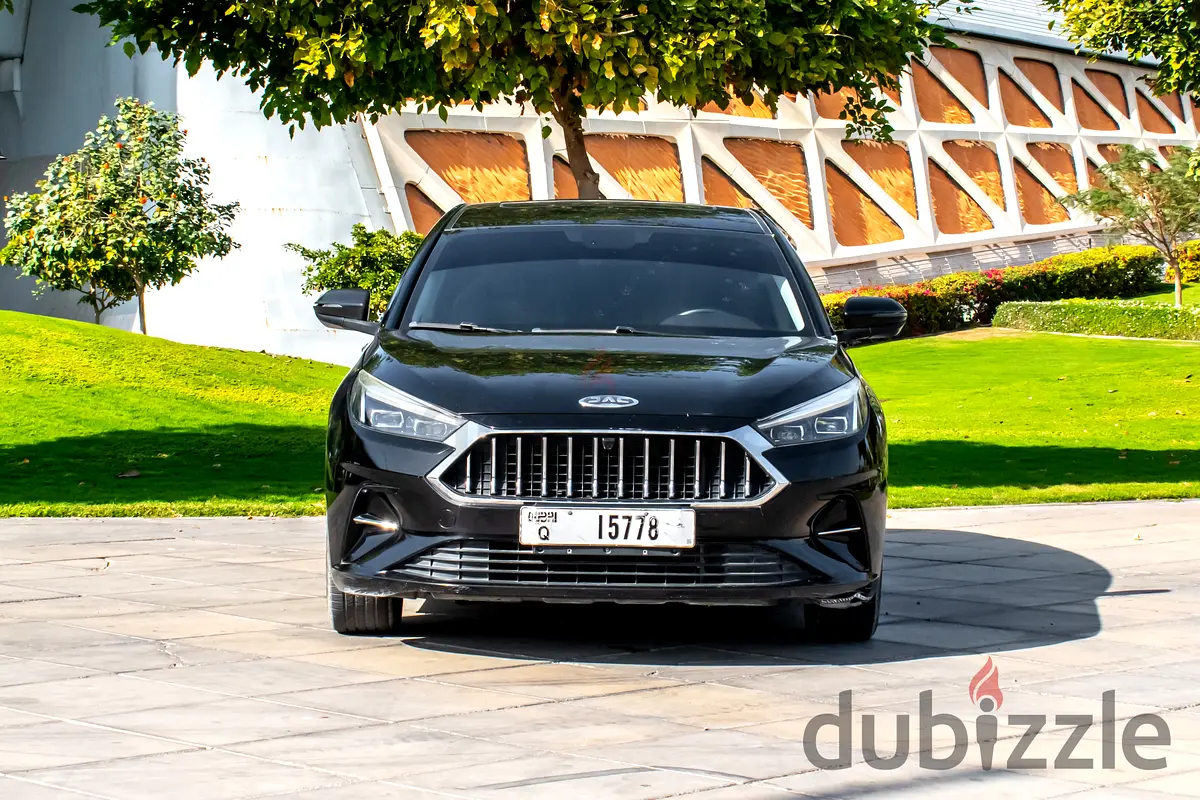 2023 JAC J7 for Rent in Hor Al Anz photo 3