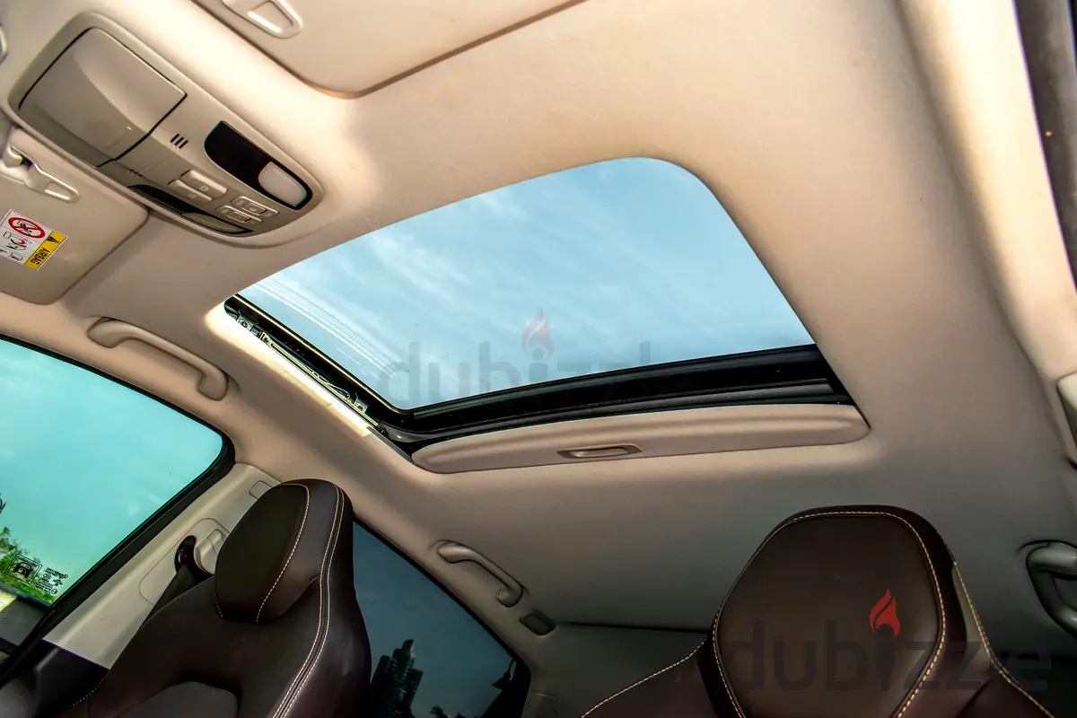 2023 JAC J7 for Rent in Hor Al Anz photo 4