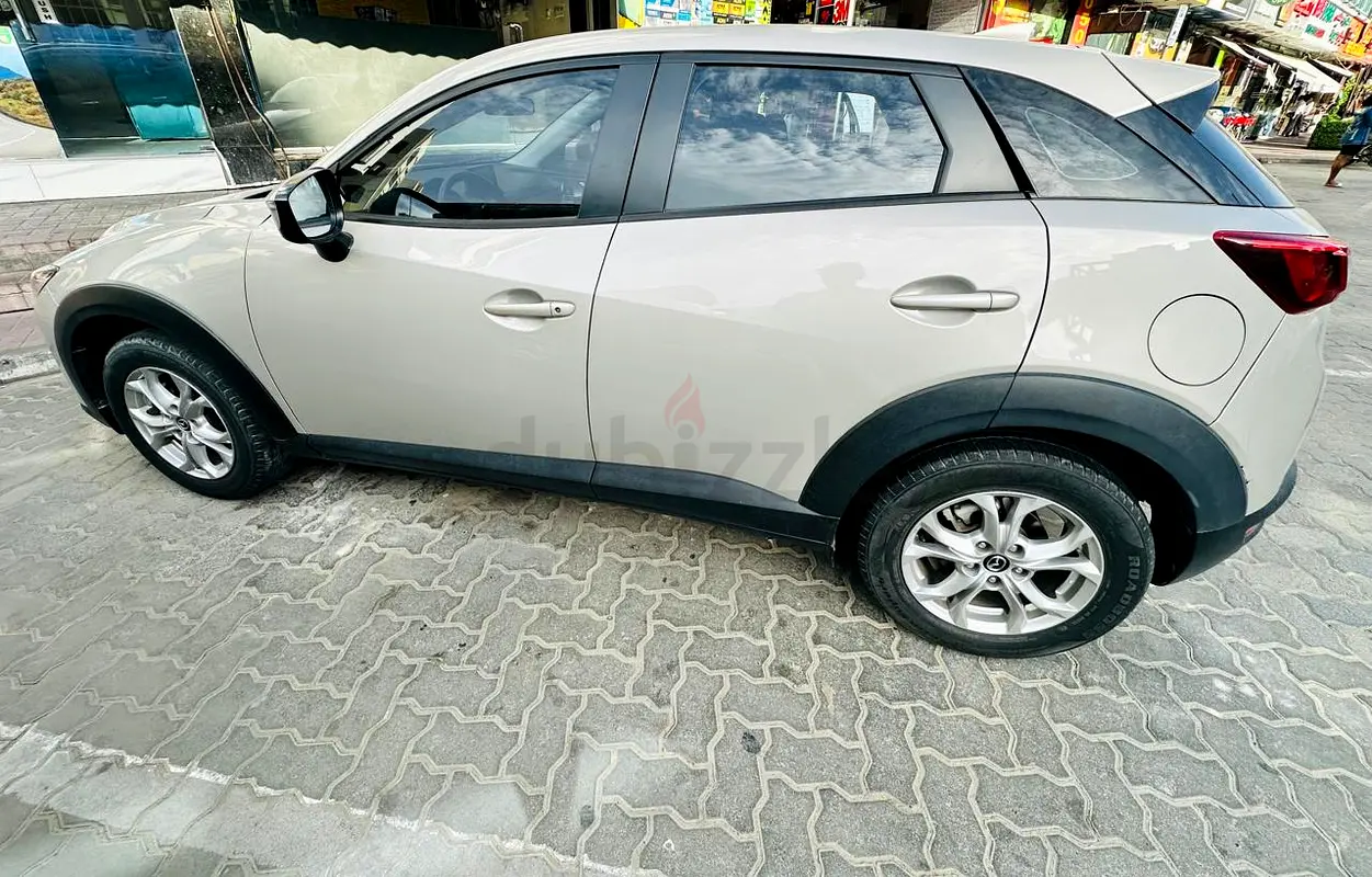 2023 Mazda CX-3 for Rent in Deira photo 5