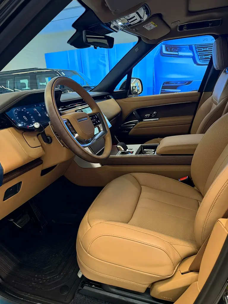 Range Rover Vogue photo 3