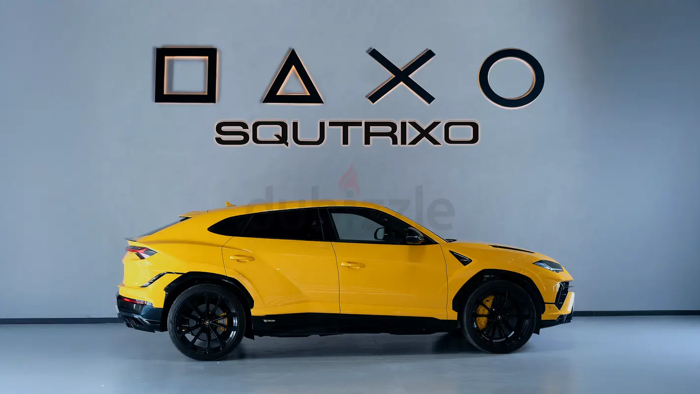 2023 Lamborghini Urus for Rent in Al Quoz 3 photo 4