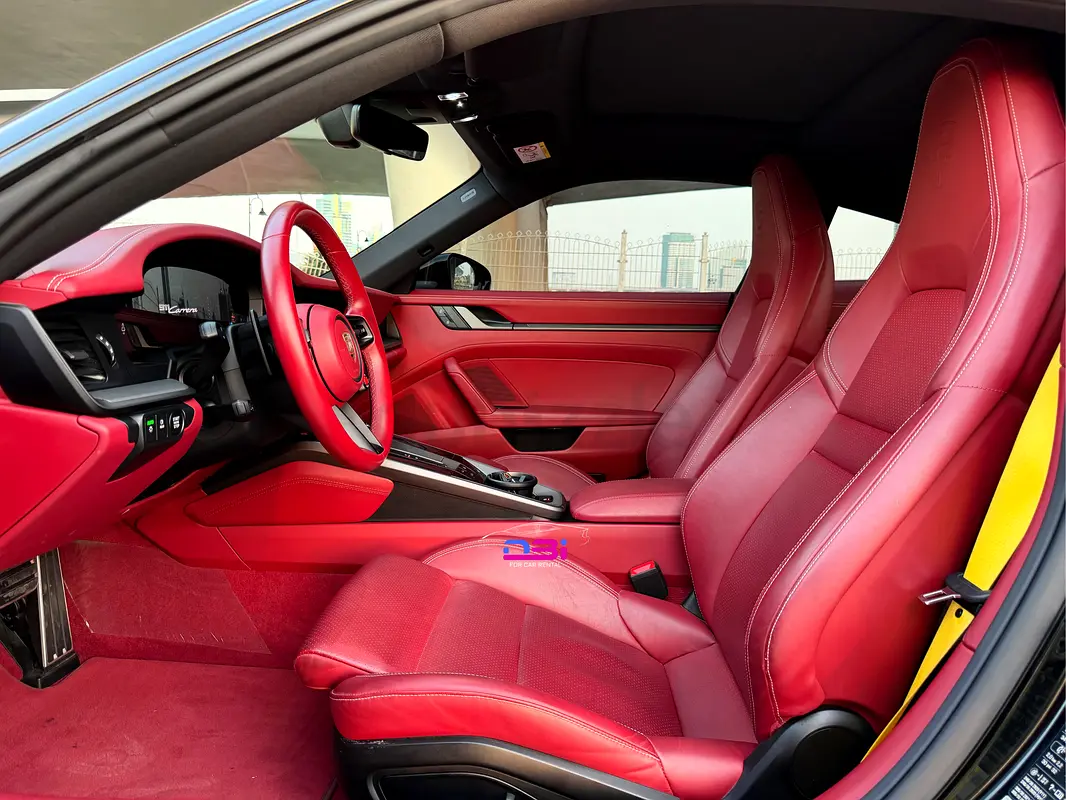 Porsche 911 – Where Luxury Meets Speed photo 6