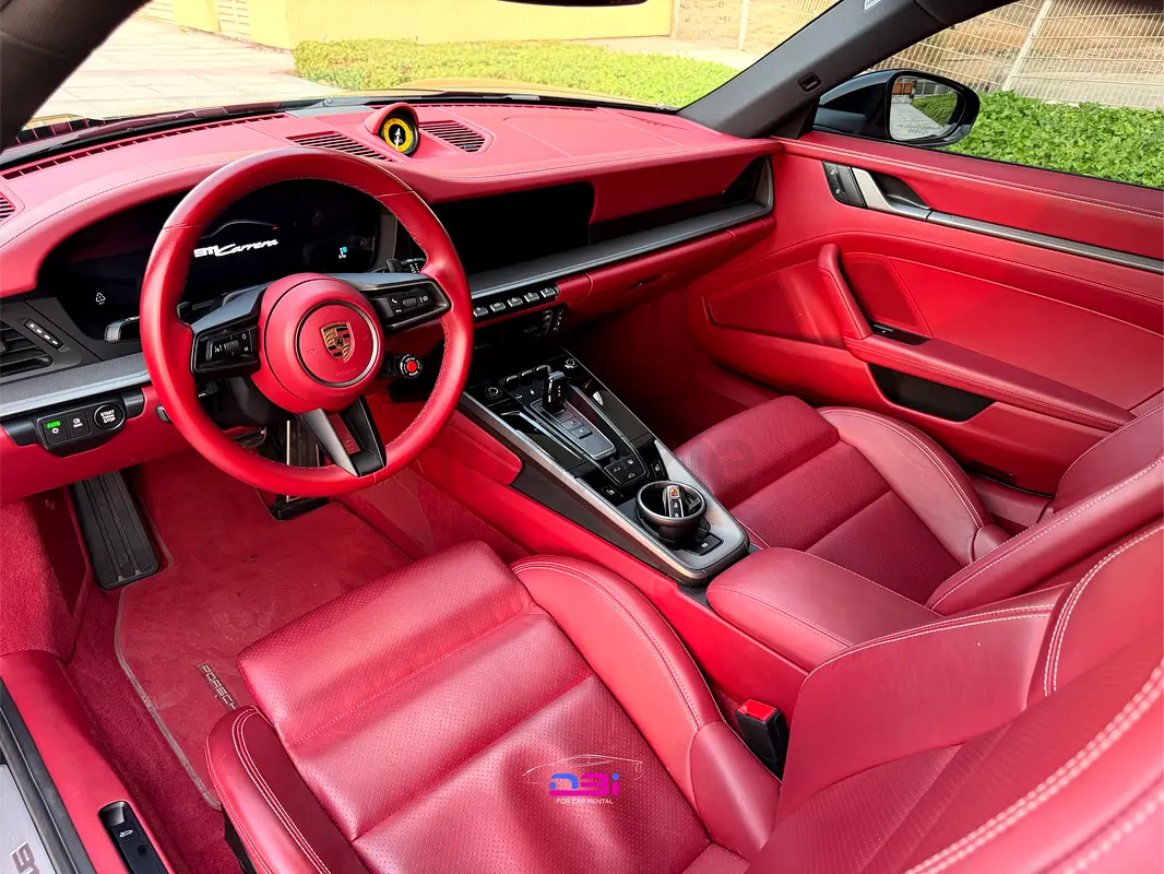 Porsche 911 – Where Luxury Meets Speed photo 7