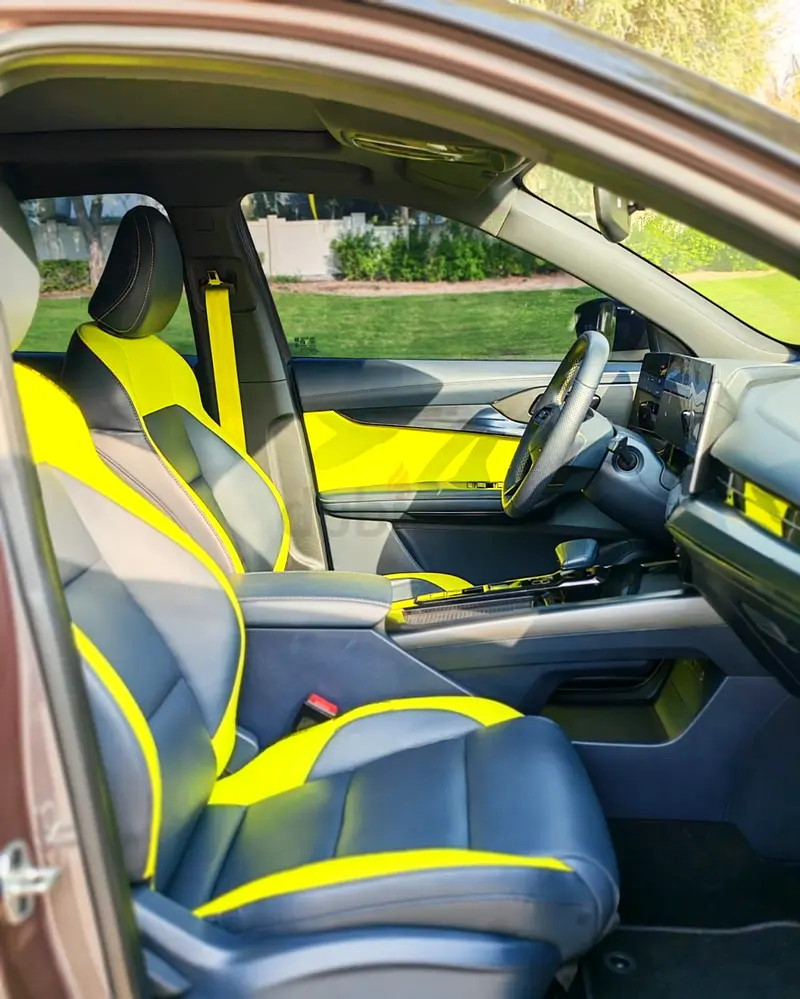 Mg one photo 5