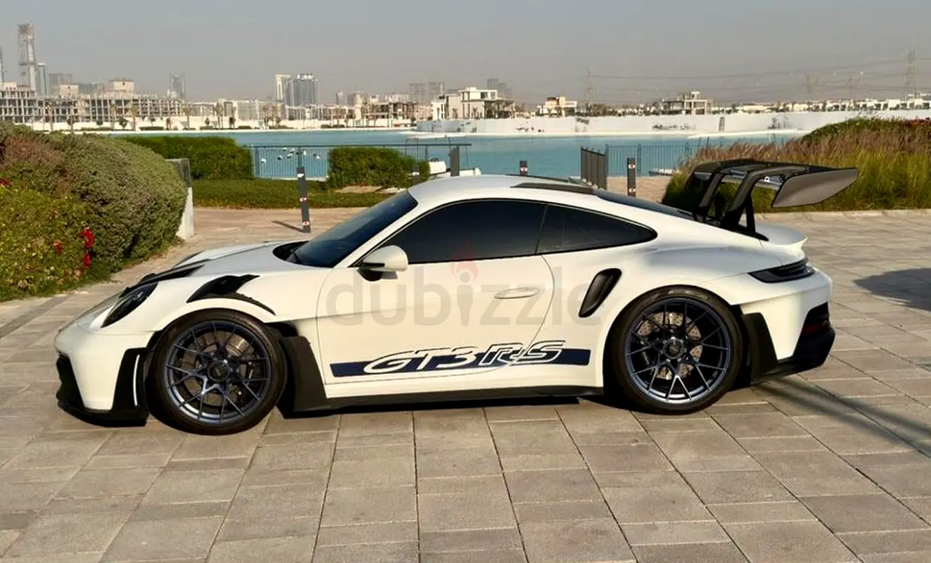 2025 Porsche 911 for Rent in Business Bay (White) photo 2