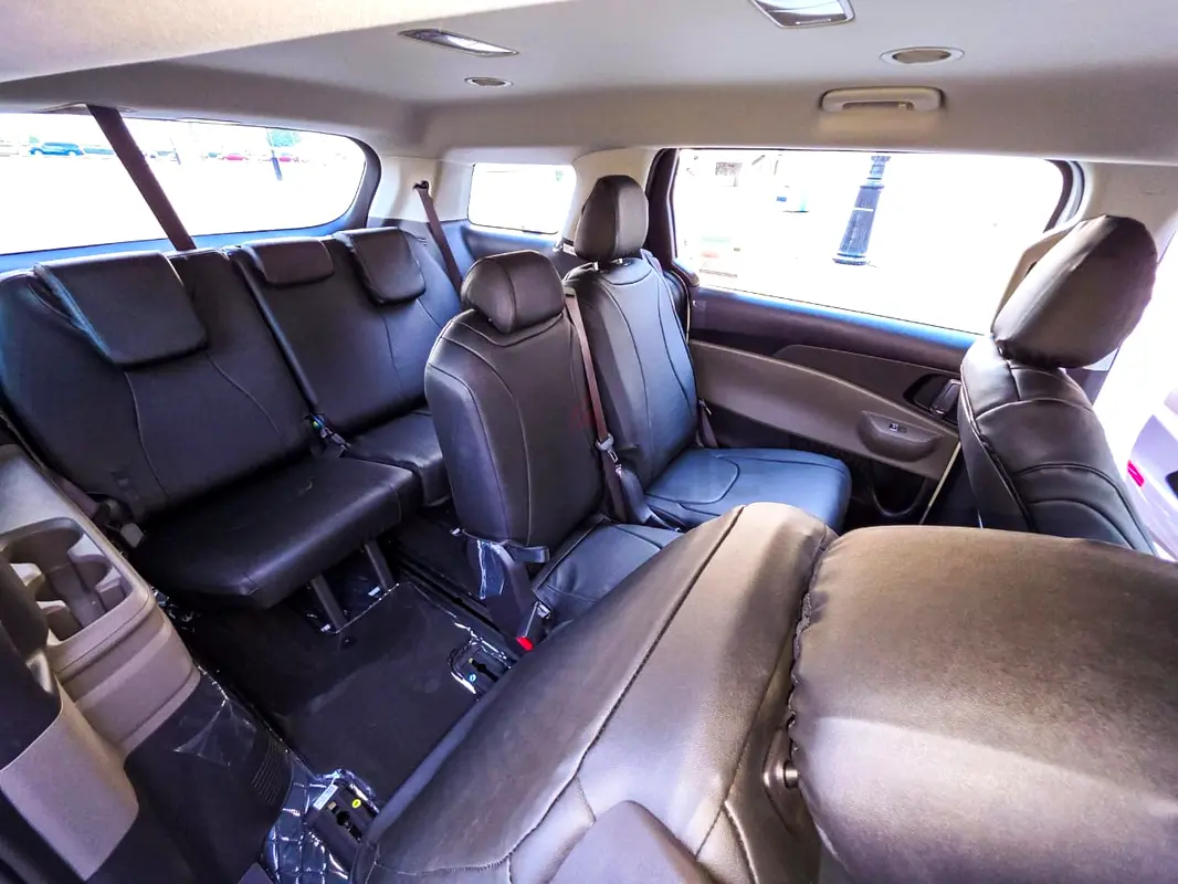 2025 Kia Carnival for Rent in Al Garhoud (White, Automatic, 4 Seater) photo 8