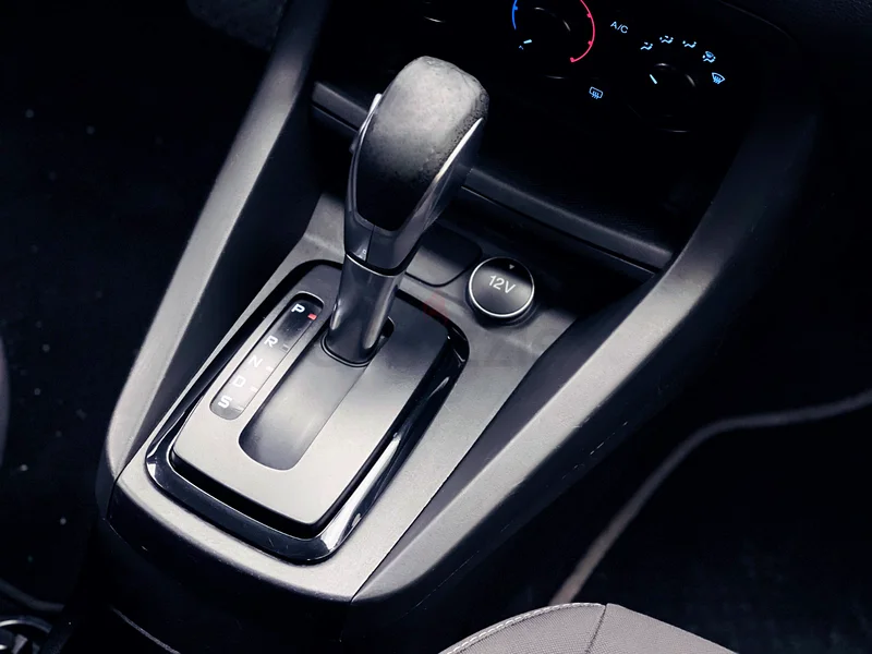 2020 Ford Figo for Rent in Ras Al Khor photo 10