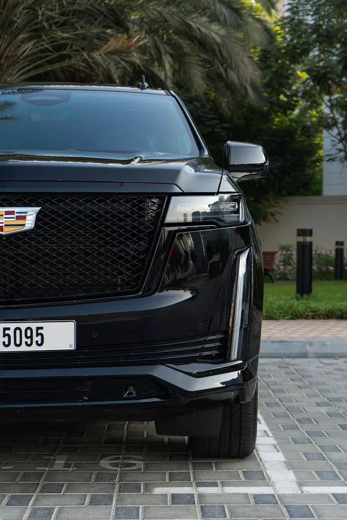 2022 Cadillac Escalade for Rent in Business Bay photo 4