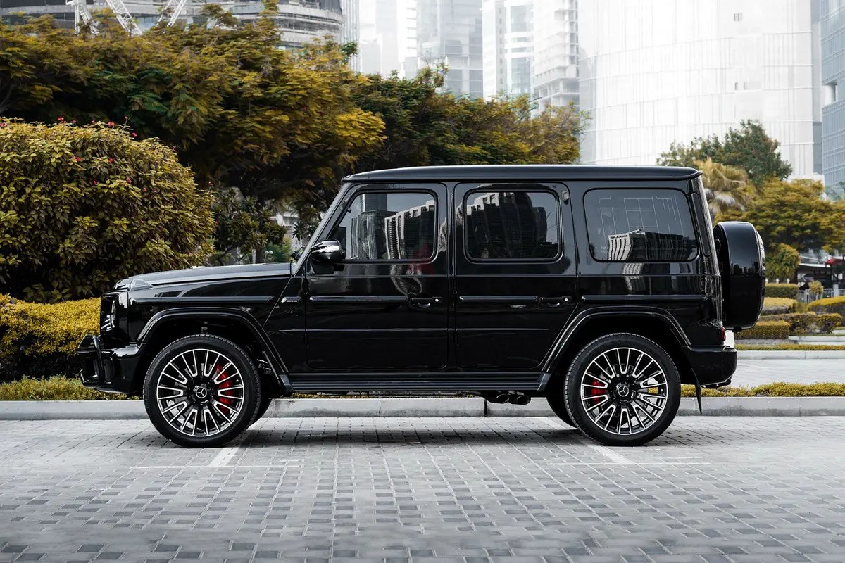 2025 Mercedes-Benz G-Class for Rent in Business Bay (Black, Automatic, 5 Seater, PARADISE VIP) photo 5