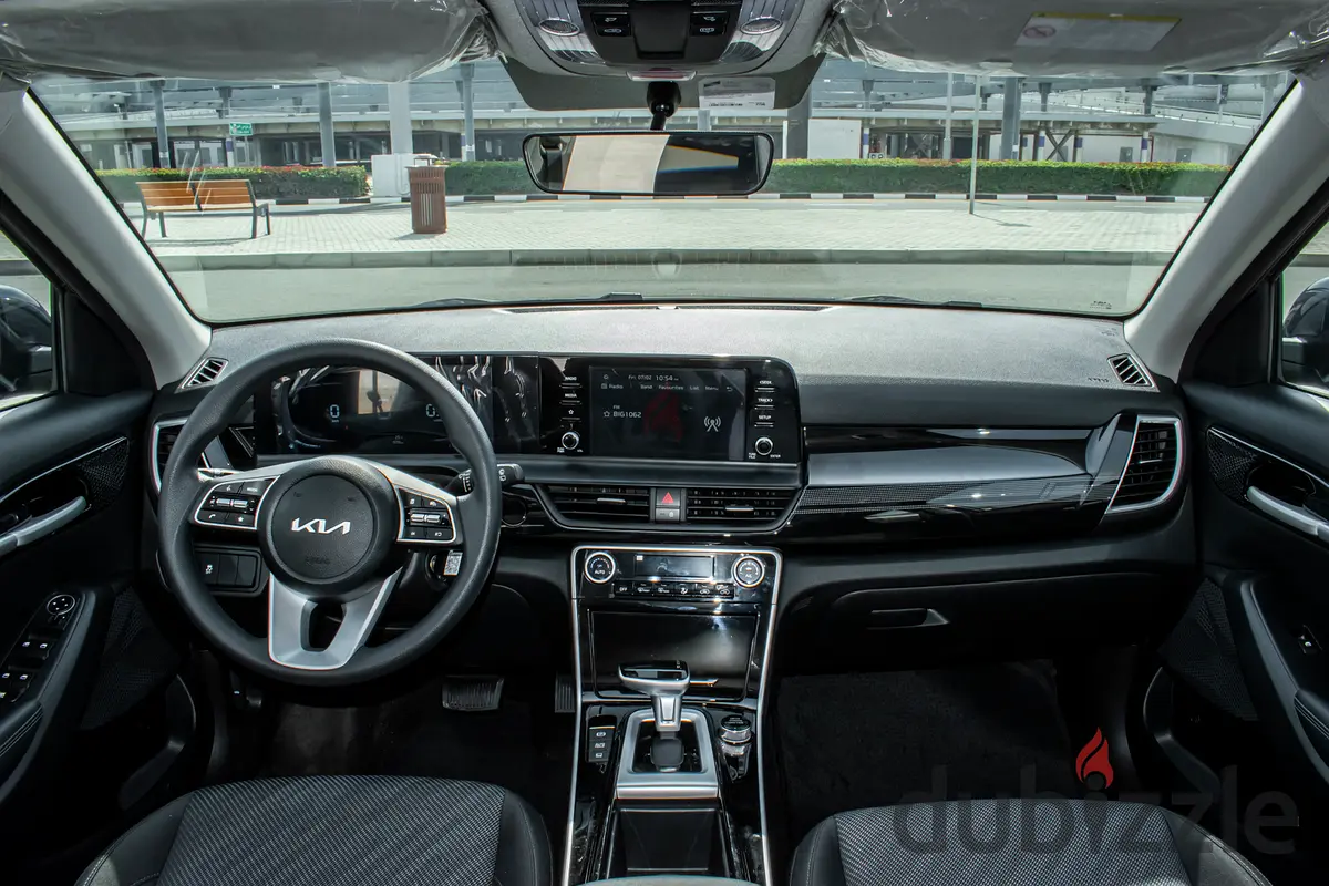2025 Kia Seltos for Rent in Al Quoz Industrial Area 2 photo 2