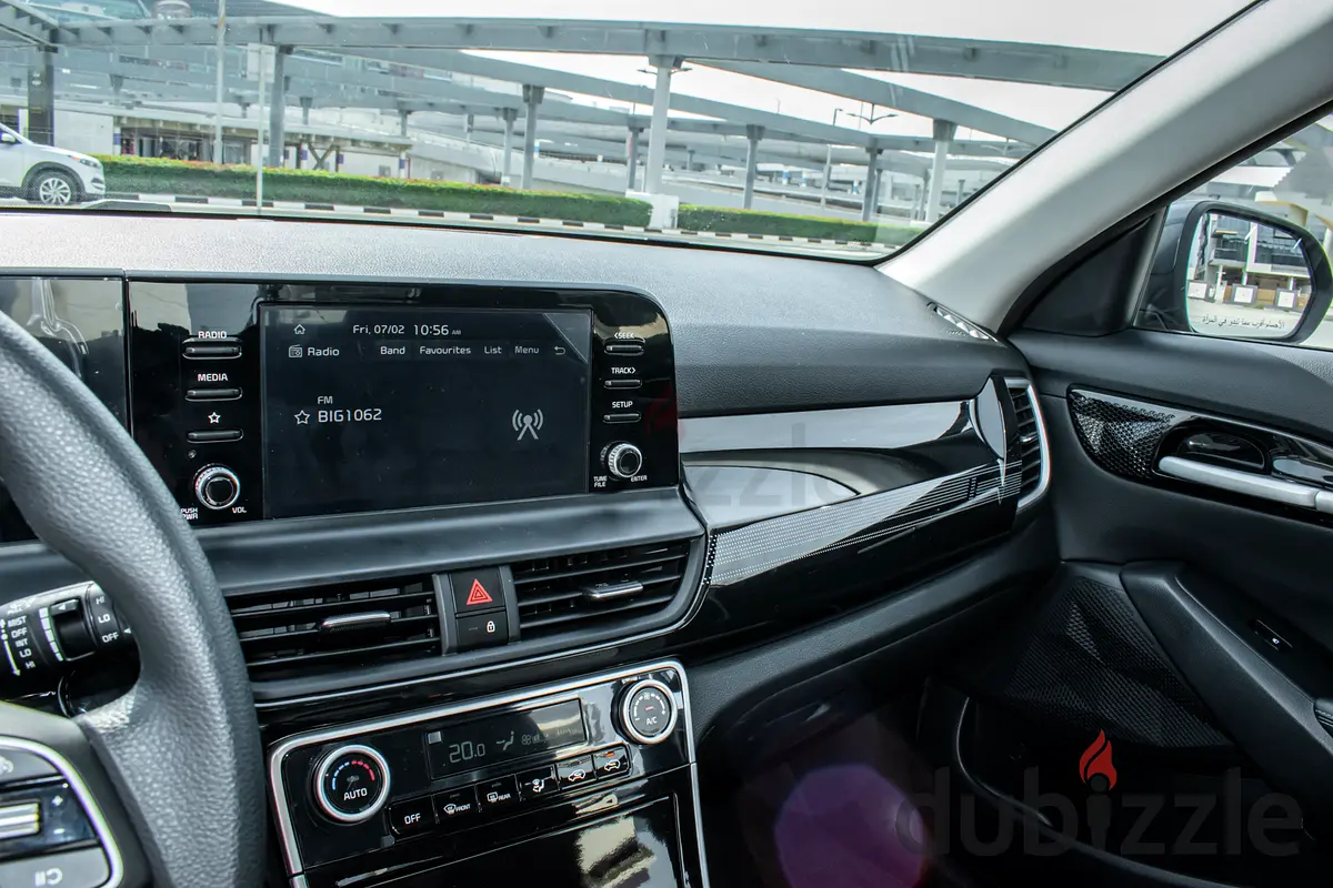2025 Kia Seltos for Rent in Al Quoz Industrial Area 2 photo 8