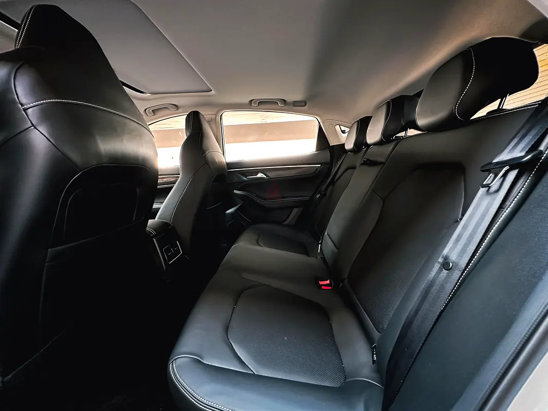 2024 JAC J7 for Rent in Jumeirah Lake Towers (JLT) photo 8