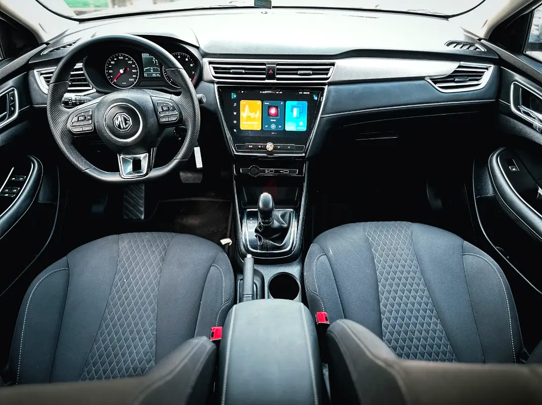 2024 MG MG5 for Rent in Al Barsha 1 photo 8