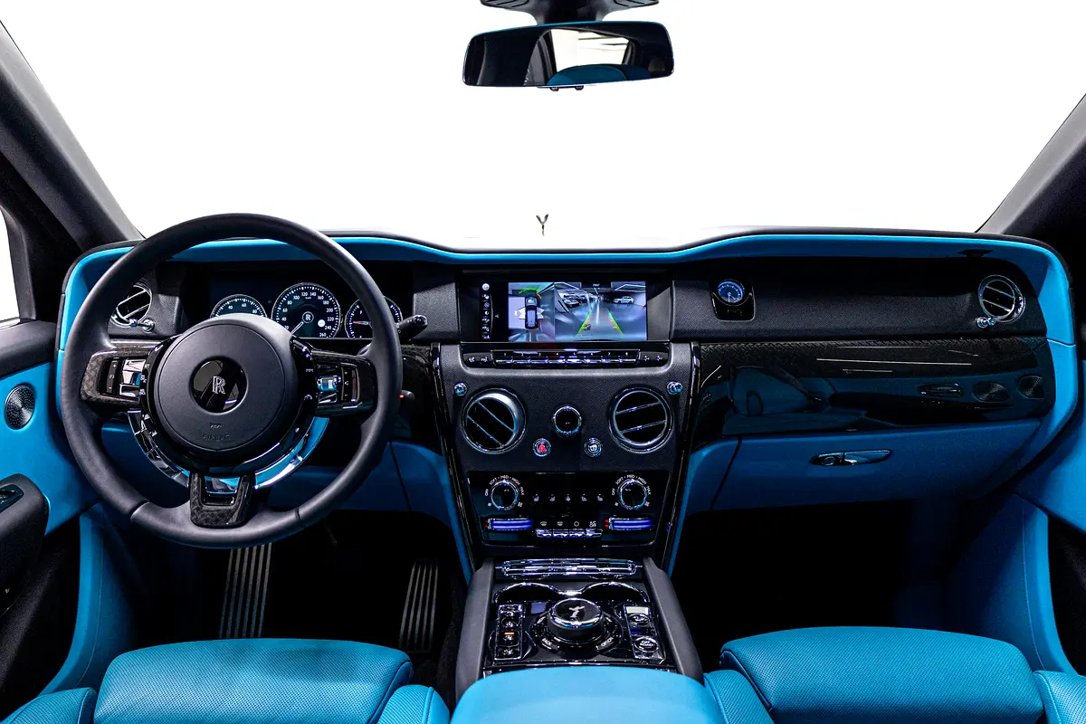 2023 Rolls-Royce Cullinan for Rent in Al Quoz 1 photo 6