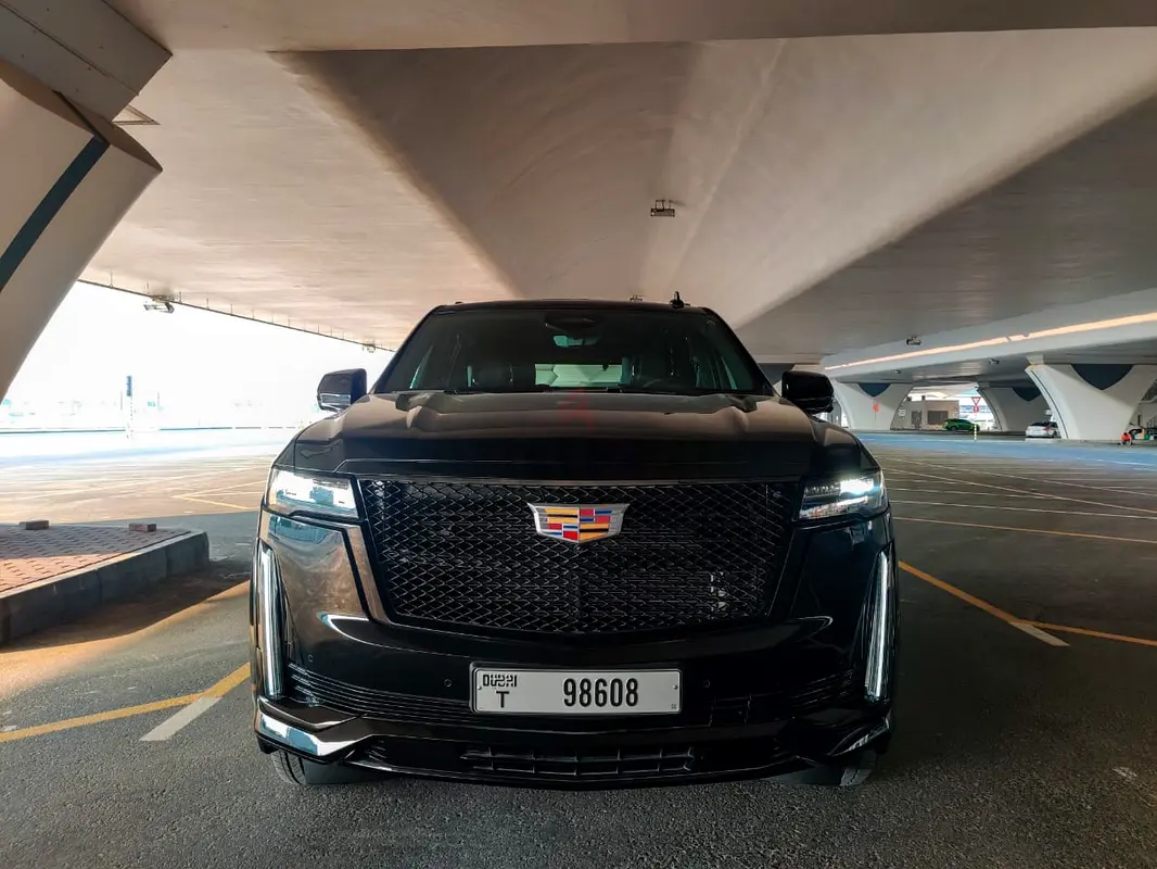 2021 Cadillac Escalade for Rent in Business Bay photo 3