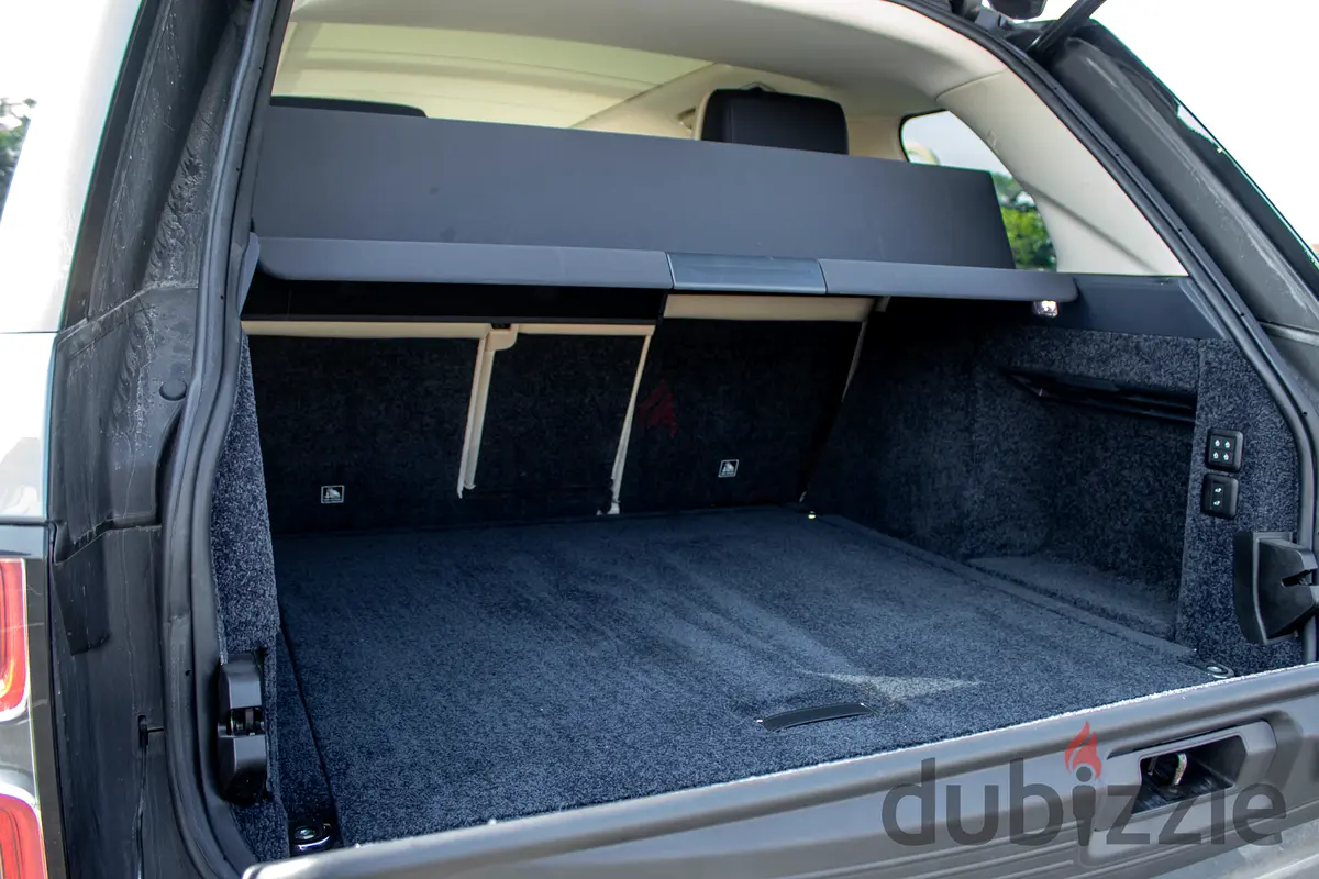 2022 Land Rover Range Rover for Rent in Al Jaddaf photo 7