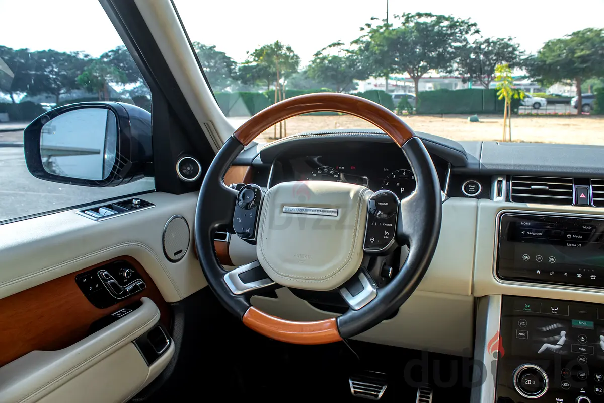 2022 Land Rover Range Rover for Rent in Al Jaddaf photo 10